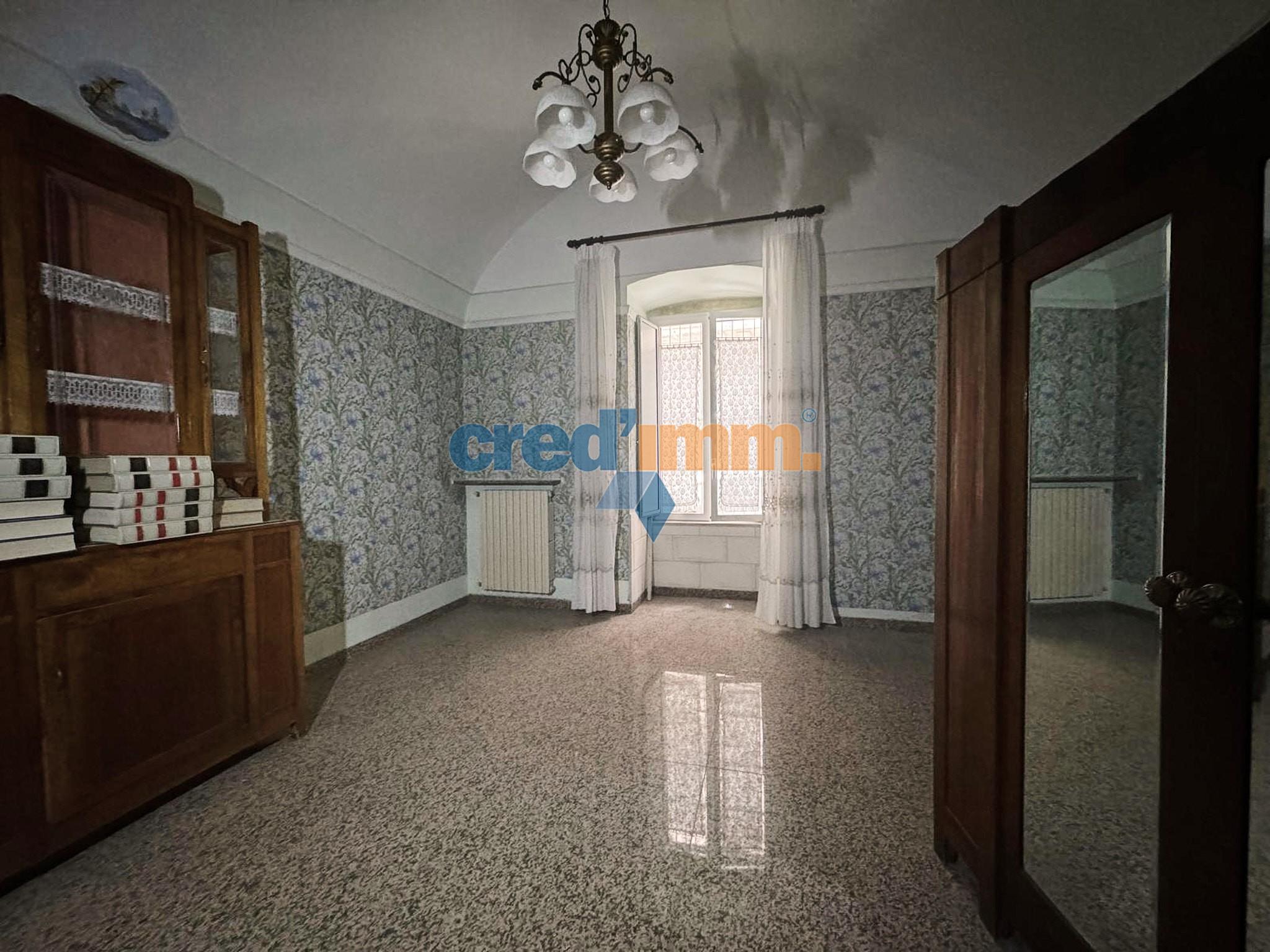 Bisceglie - Appartamento in via D'azeglio, ideale per uso investimento_3241732016990.jpg