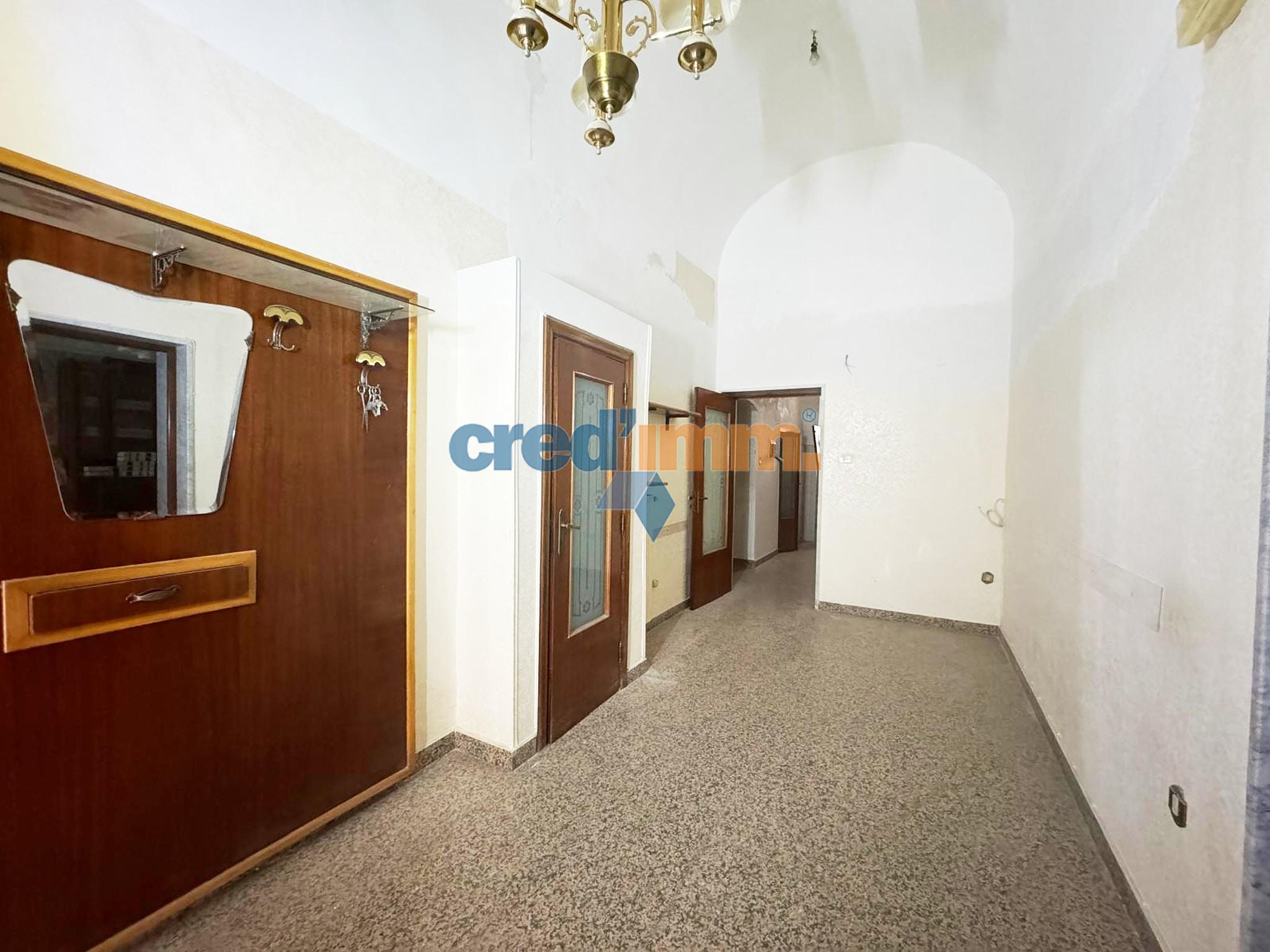 Bisceglie - Appartamento in via D'azeglio, ideale per uso investimento_3241732020088.jpg