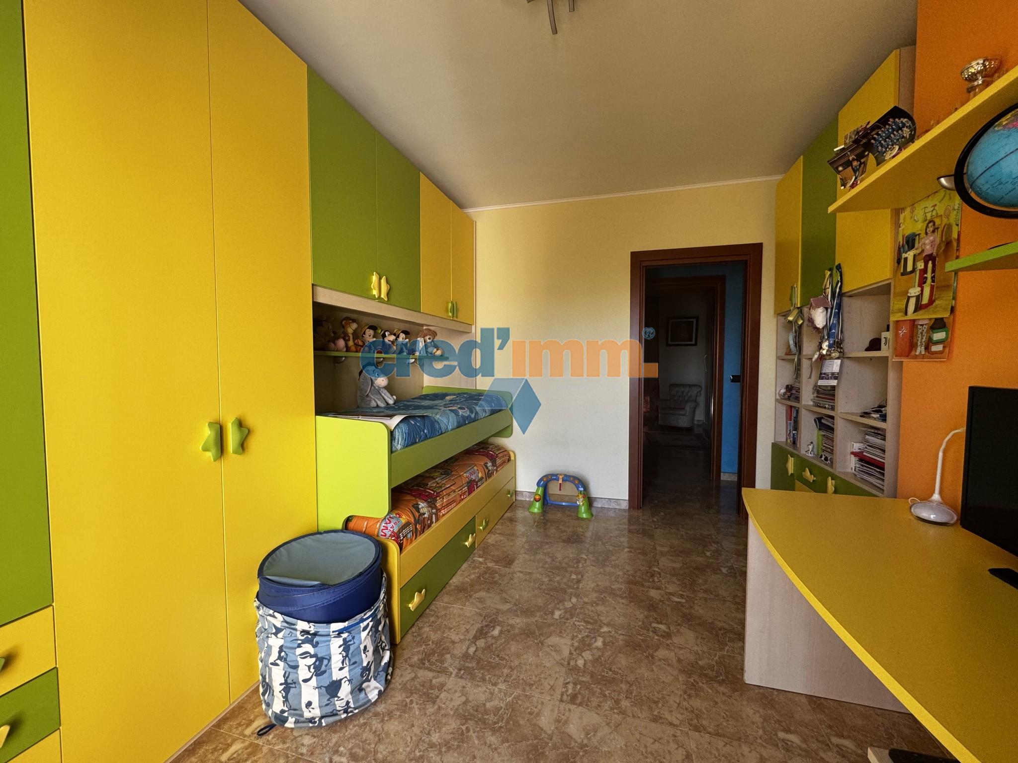 zona sant'andrea trivani con box e posto auto_3561746384142.jpg