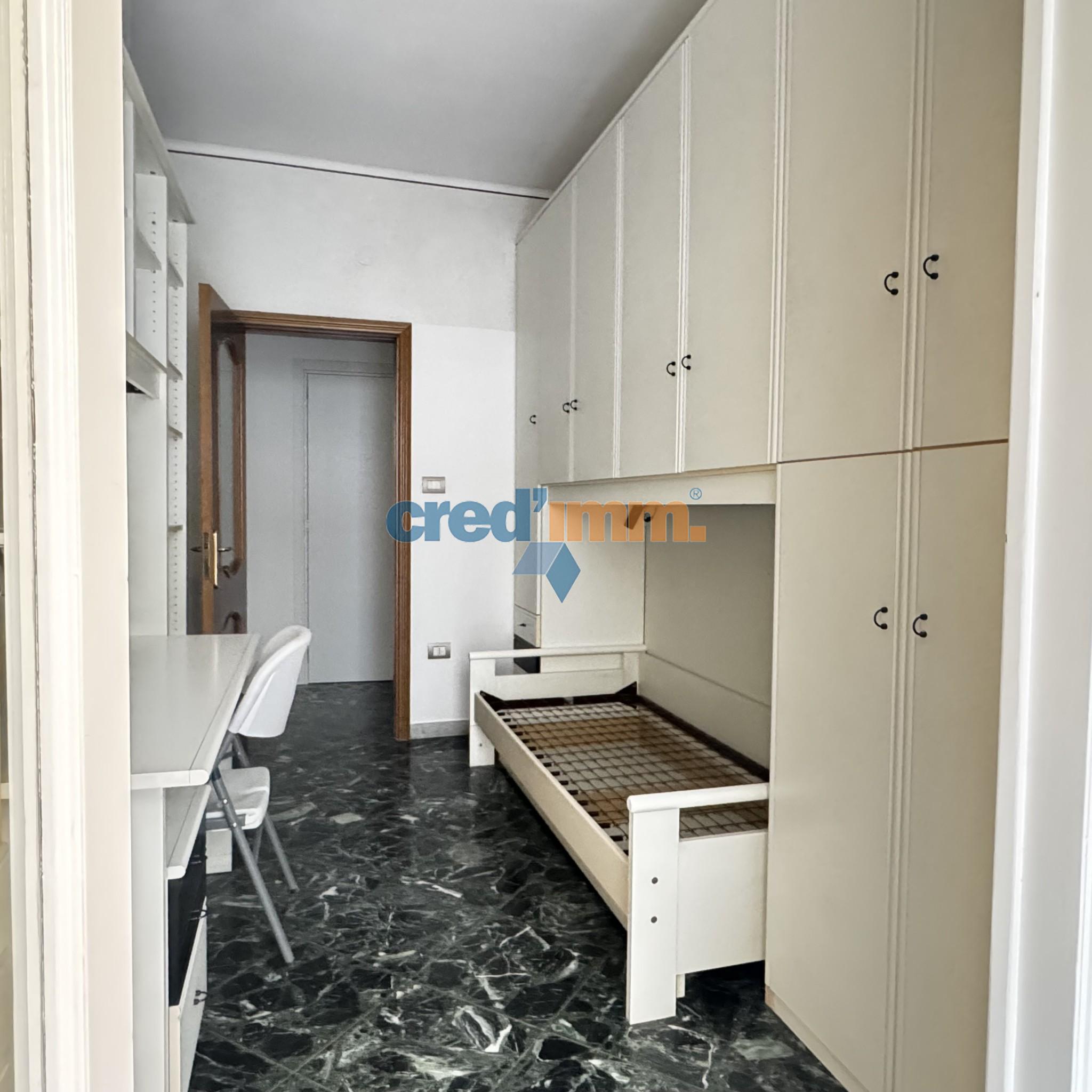 bisceglie centralissimo bivani in locazione_3701751987969.jpg