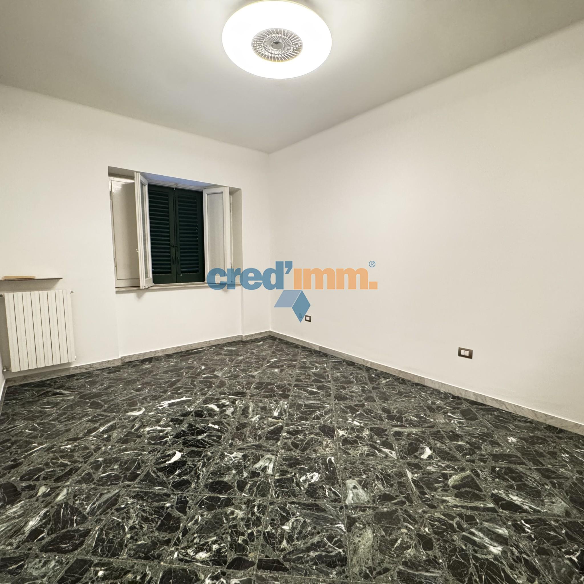 bisceglie centralissimo bivani in locazione_3701751992240.jpg