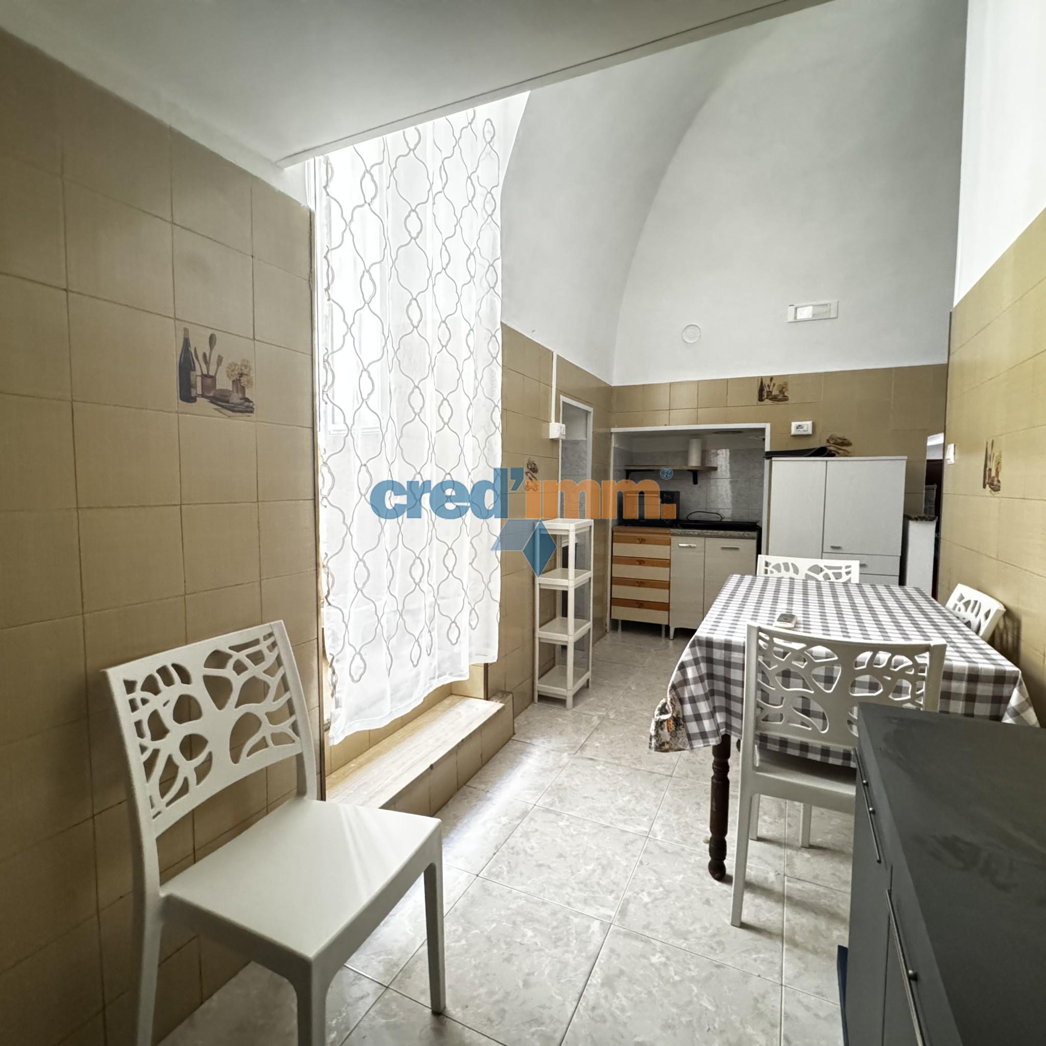 Bisceglie appartamento arredato in zona centrale_3711752307064.jpg