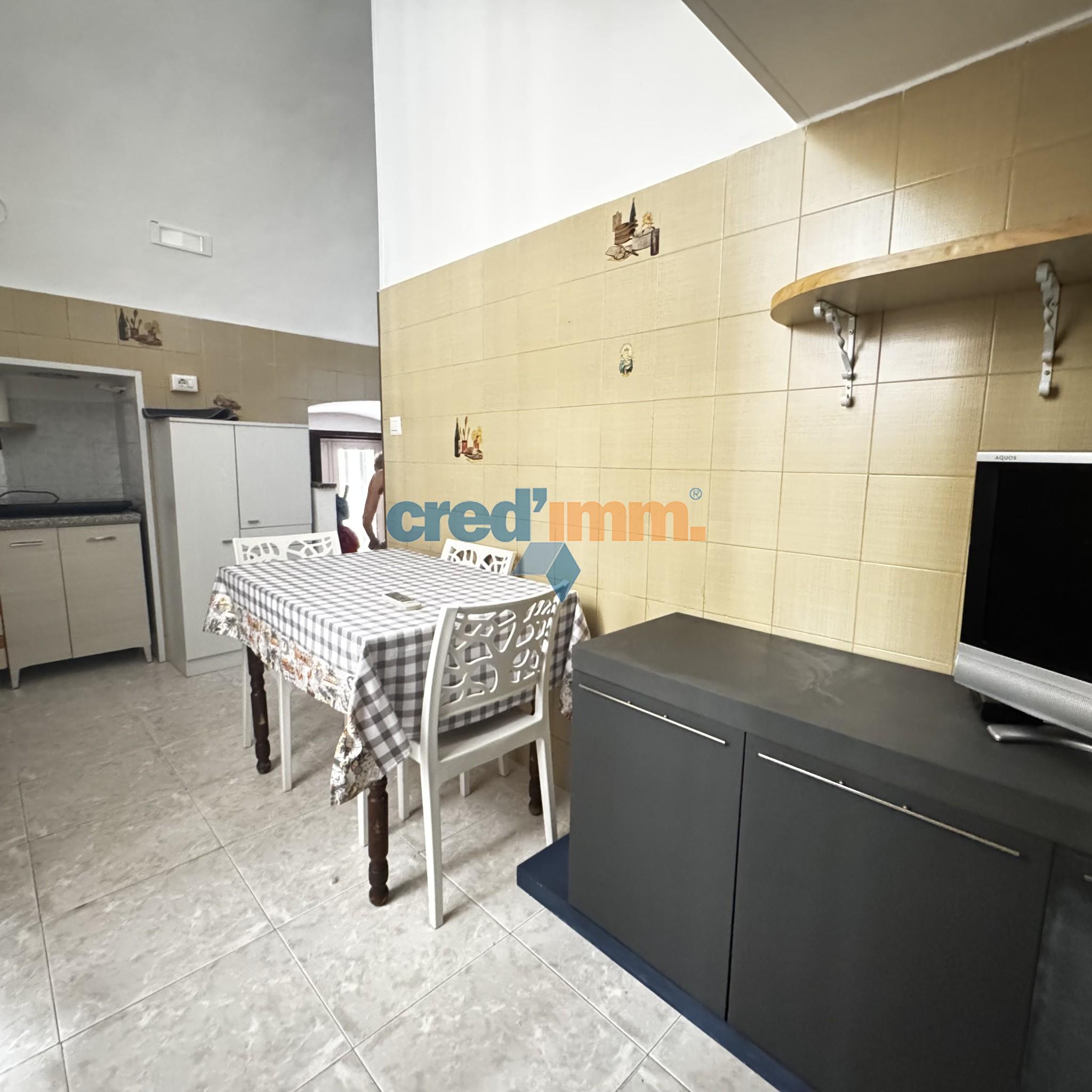 Bisceglie appartamento arredato in zona centrale_3711752311377.jpg