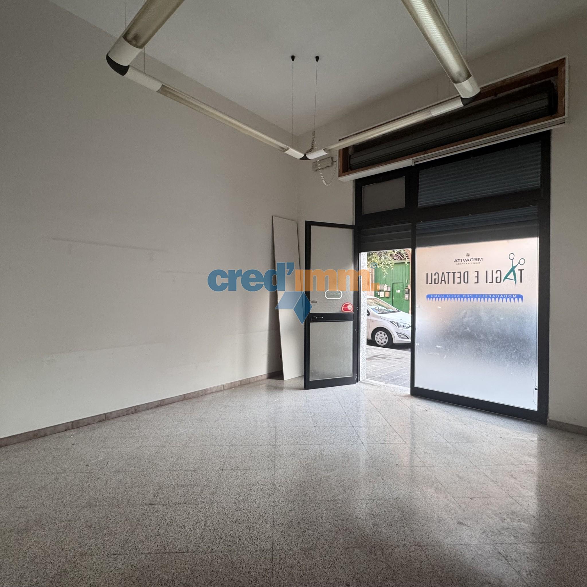 locale commerciale in via imbriani_3751752695384.jpg