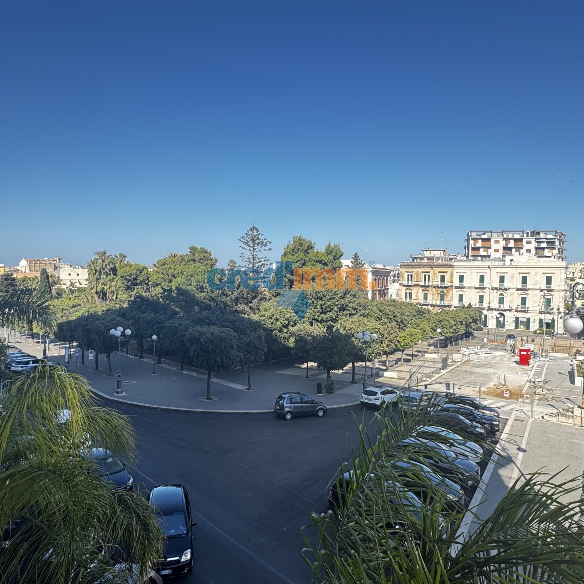bisceglie piazza vittorio emanuele_3781753762656.jpg