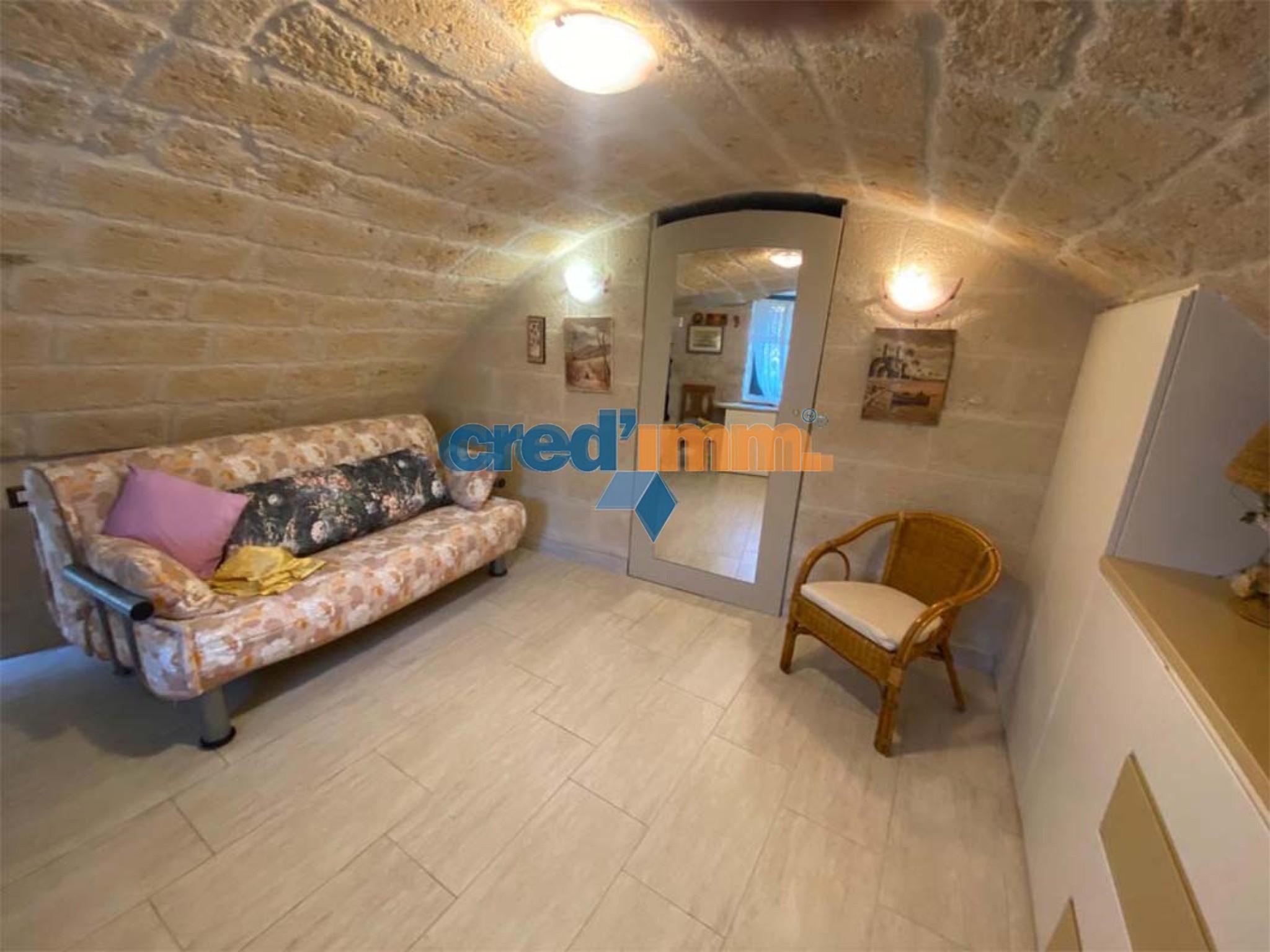 bisceglie appartamento zona porto arredato_3881761759292.jpg