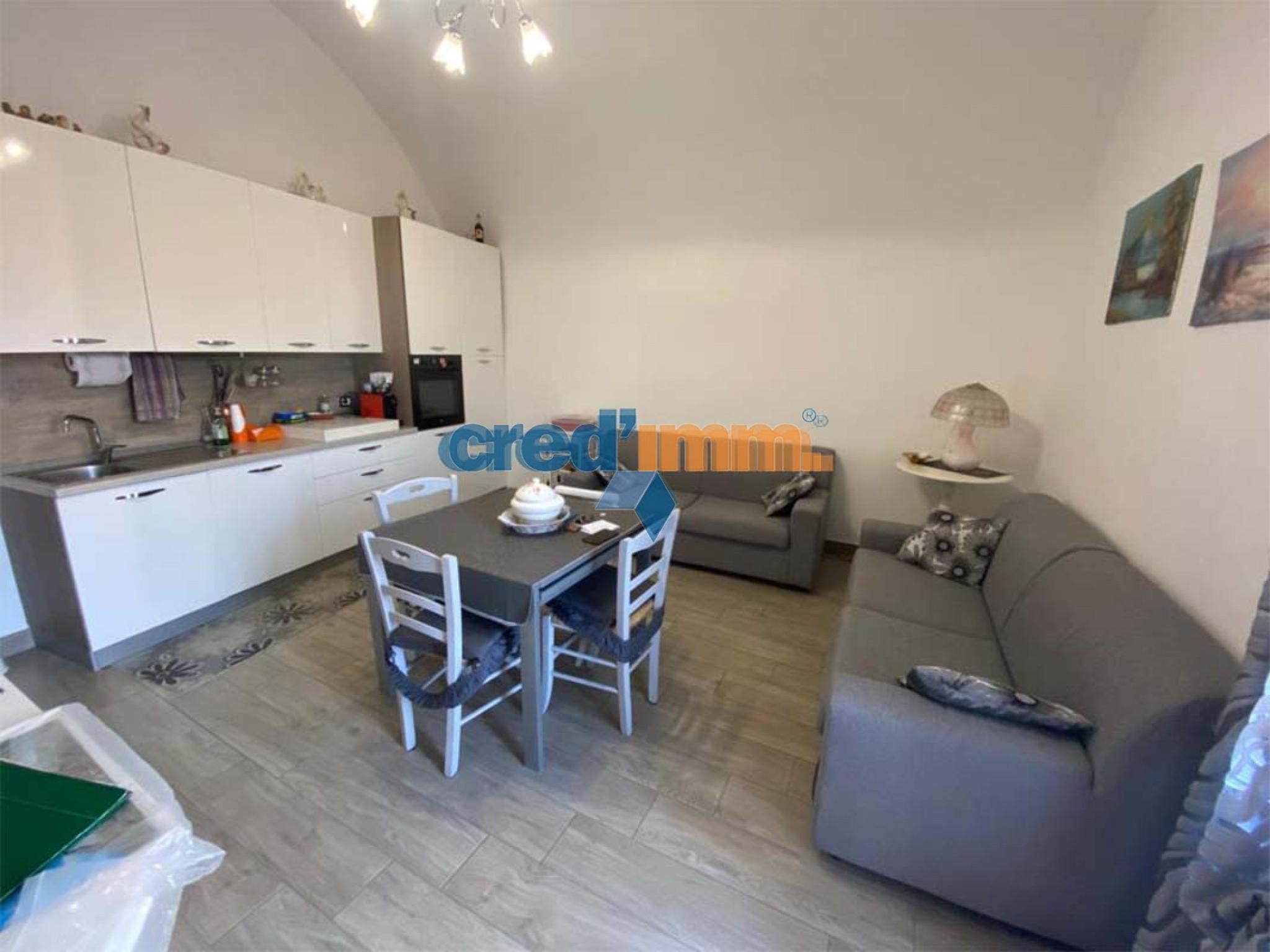 bisceglie appartamento zona porto arredato_3881761765422.jpg