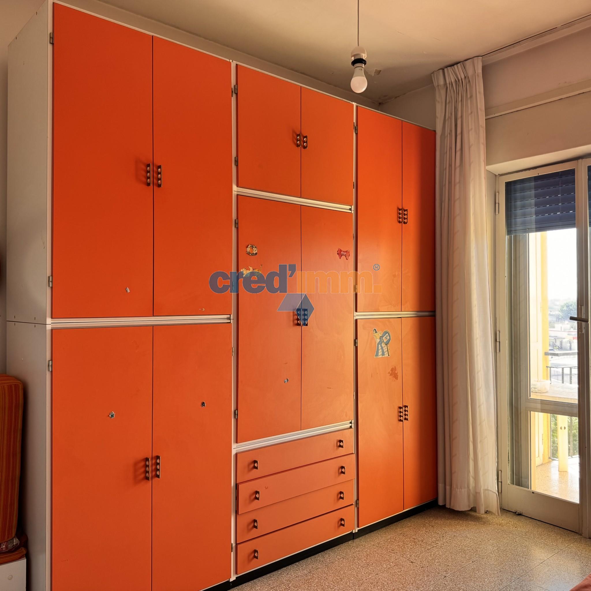 bisceglie zona san martino in vendita trivani ed accessori_3901763033626.jpg