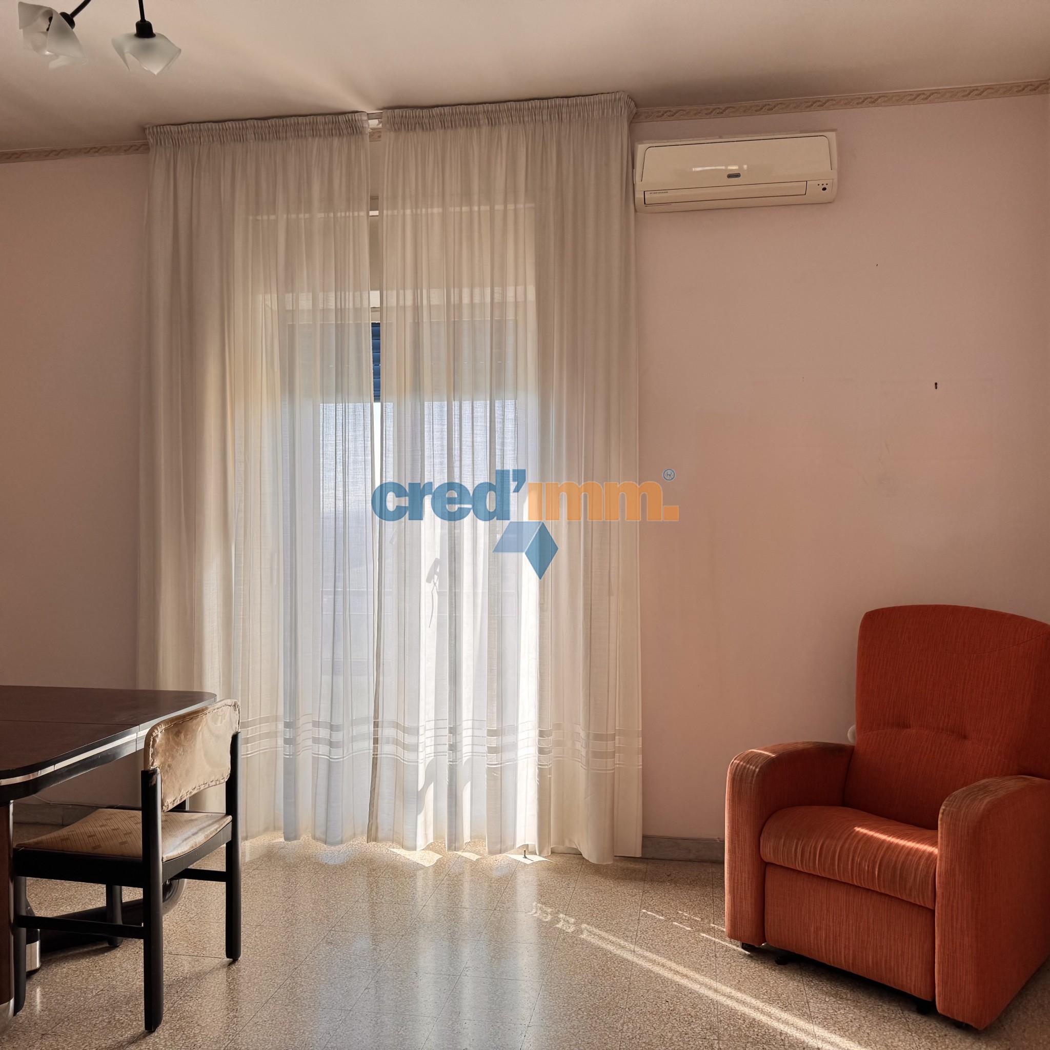 bisceglie zona san martino in vendita trivani ed accessori_3901763036276.jpg