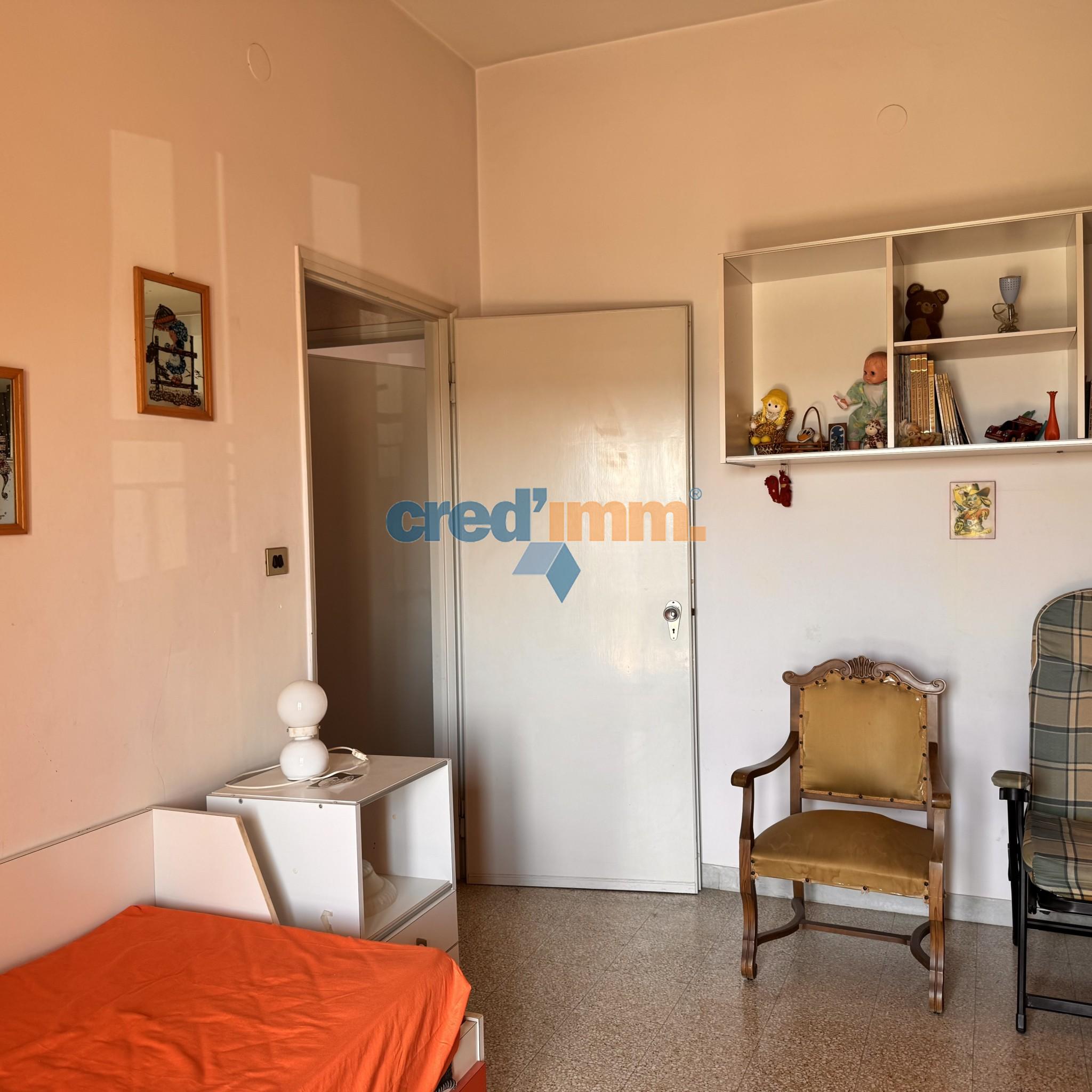 bisceglie zona san martino in vendita trivani ed accessori_3901763042619.jpg