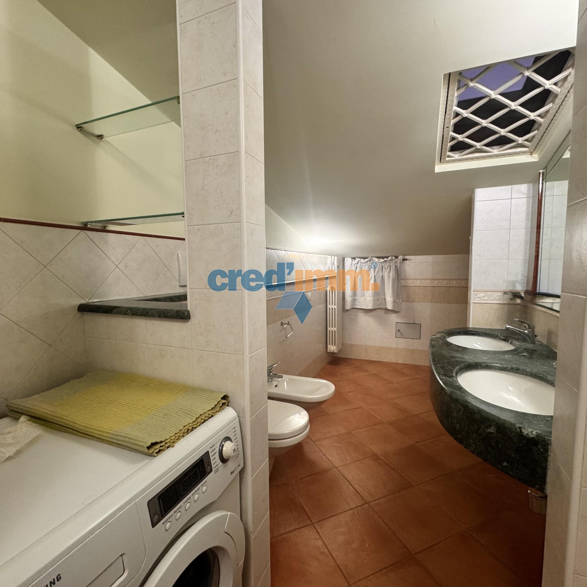 andria mansarda con terrazzo_3911763064540.jpg