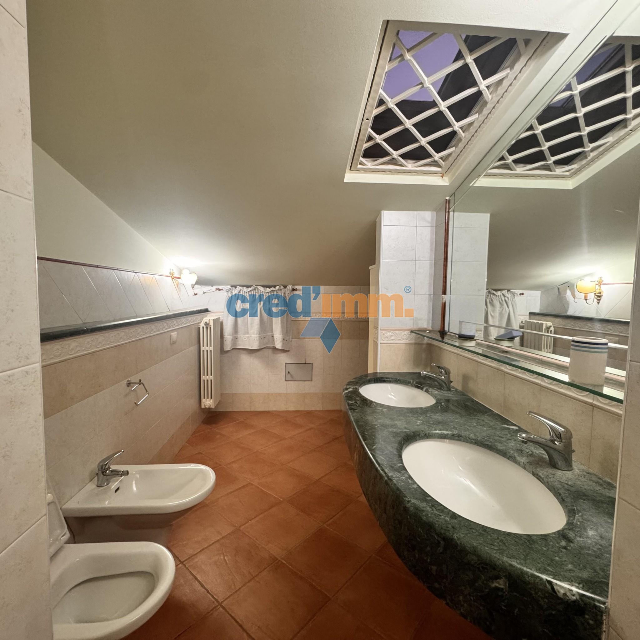 andria mansarda con terrazzo_3911763065583.jpg