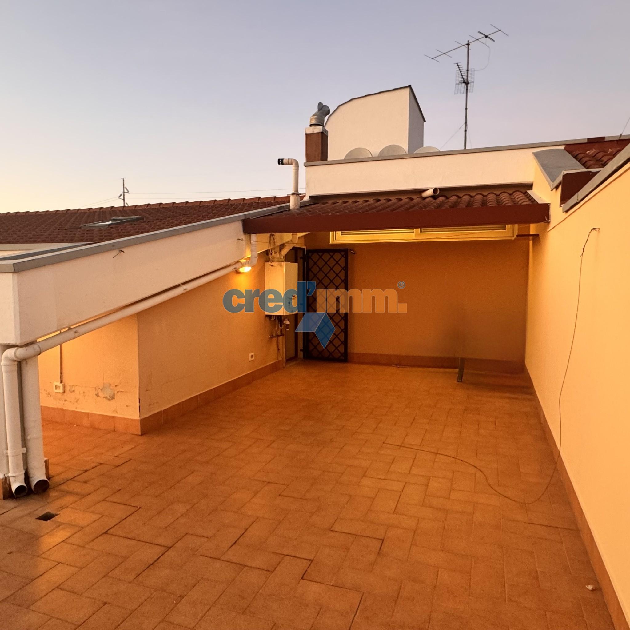 andria mansarda con terrazzo_3911763068825.jpg