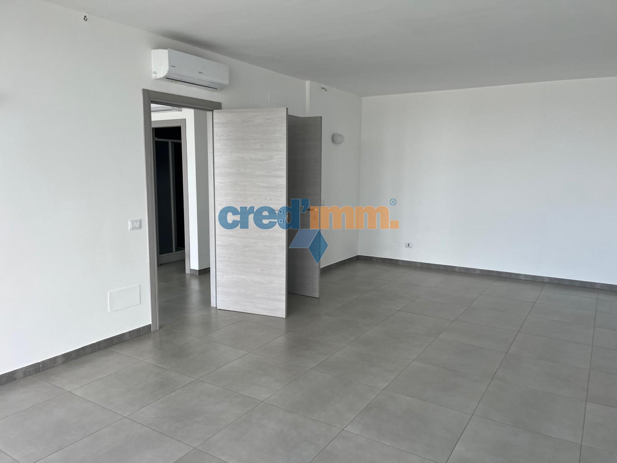 bisceglie in locazione splendido ufficio via Bovio_3921763139104.jpg