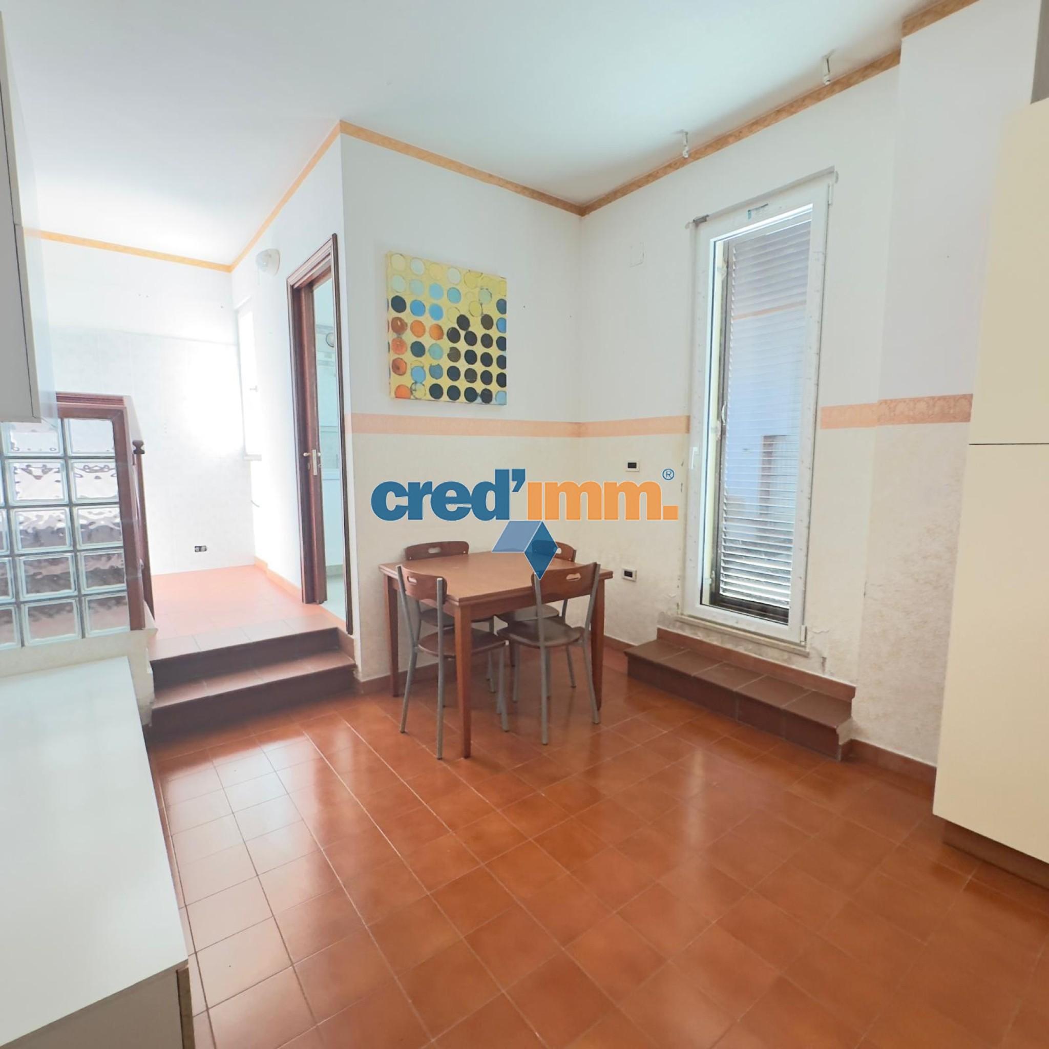 bisceglie luminoso mini attico con posto auto_3951763558034.jpg