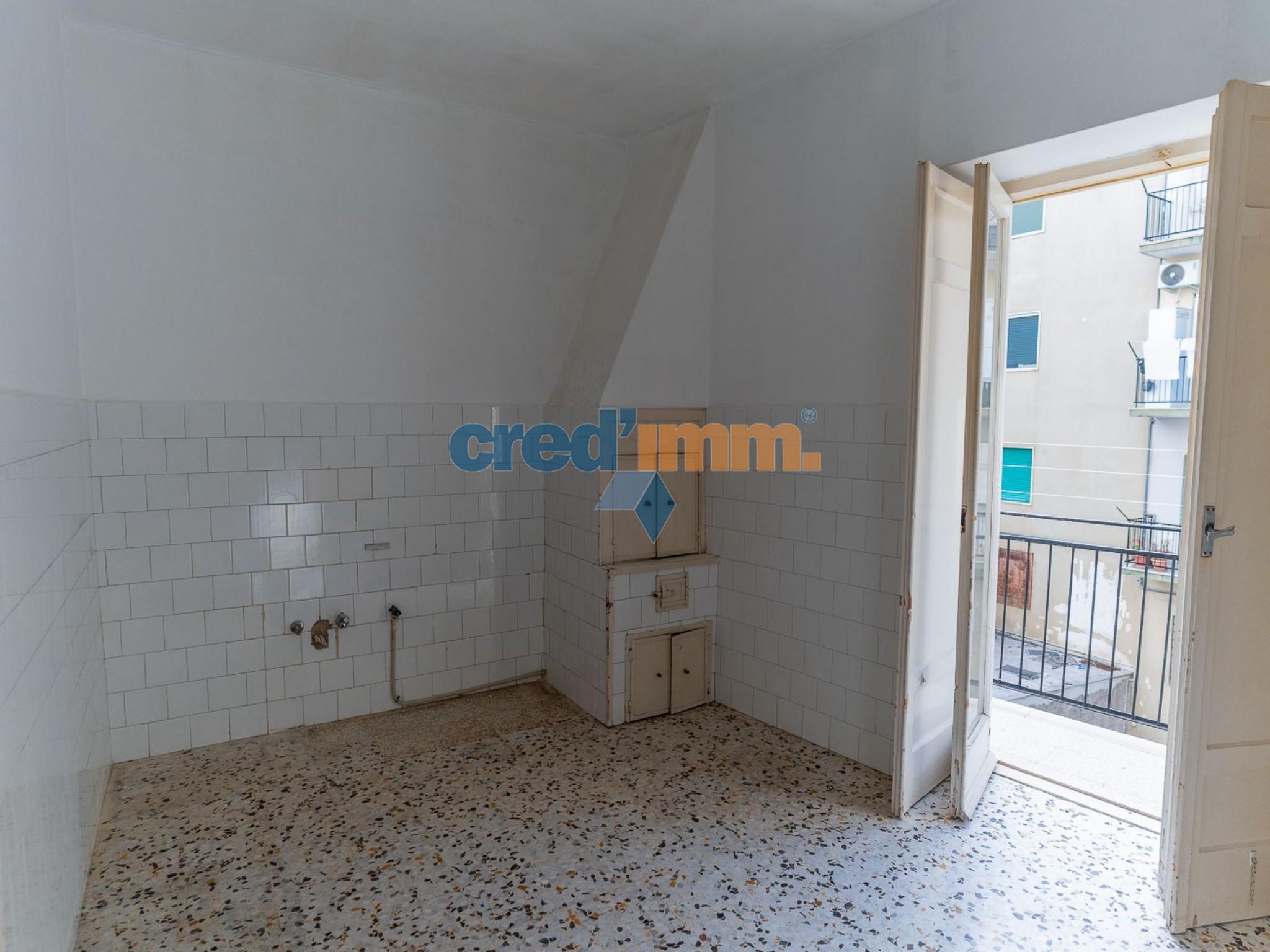 bisceglie libero bivani via amendola_3991788975472.jpg