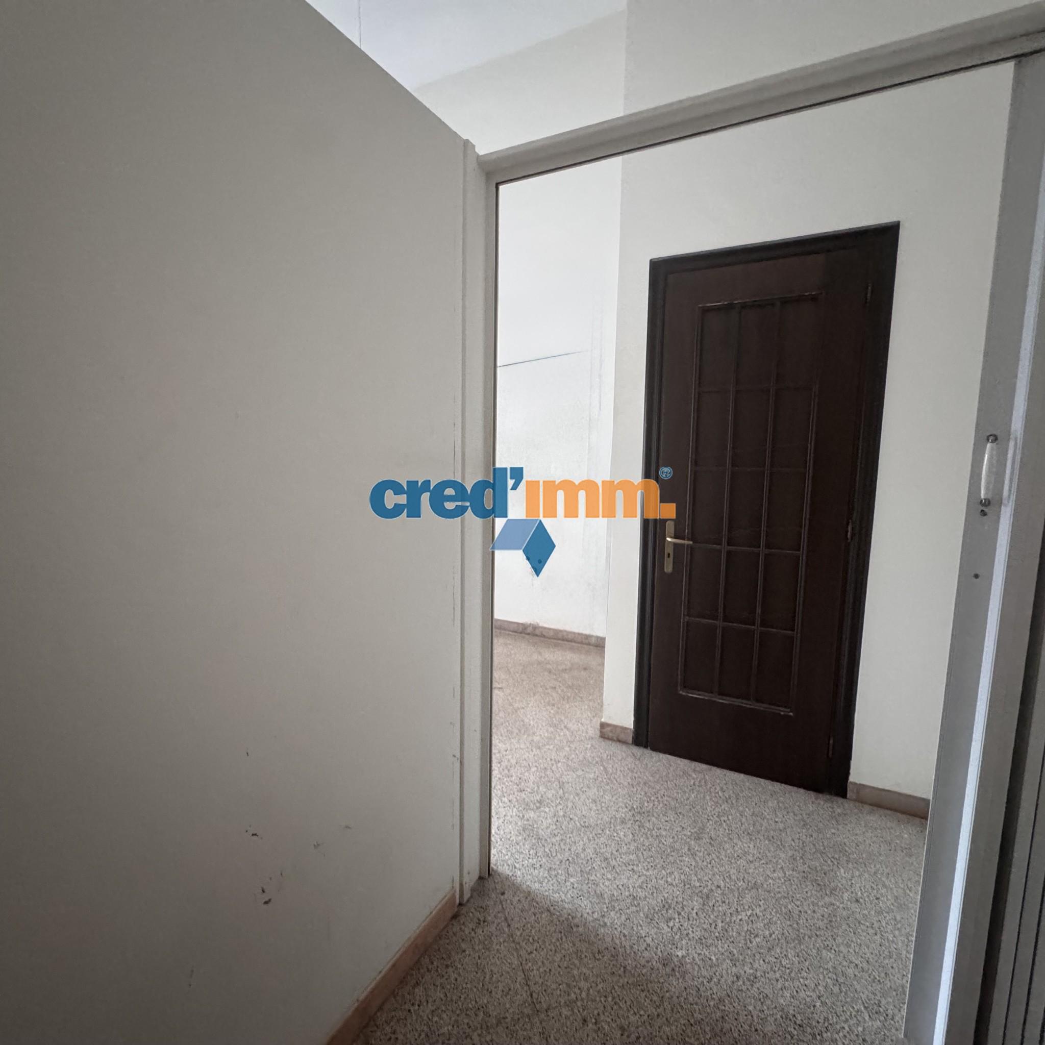 Locale commerciale in vendita_4031772102985.jpg