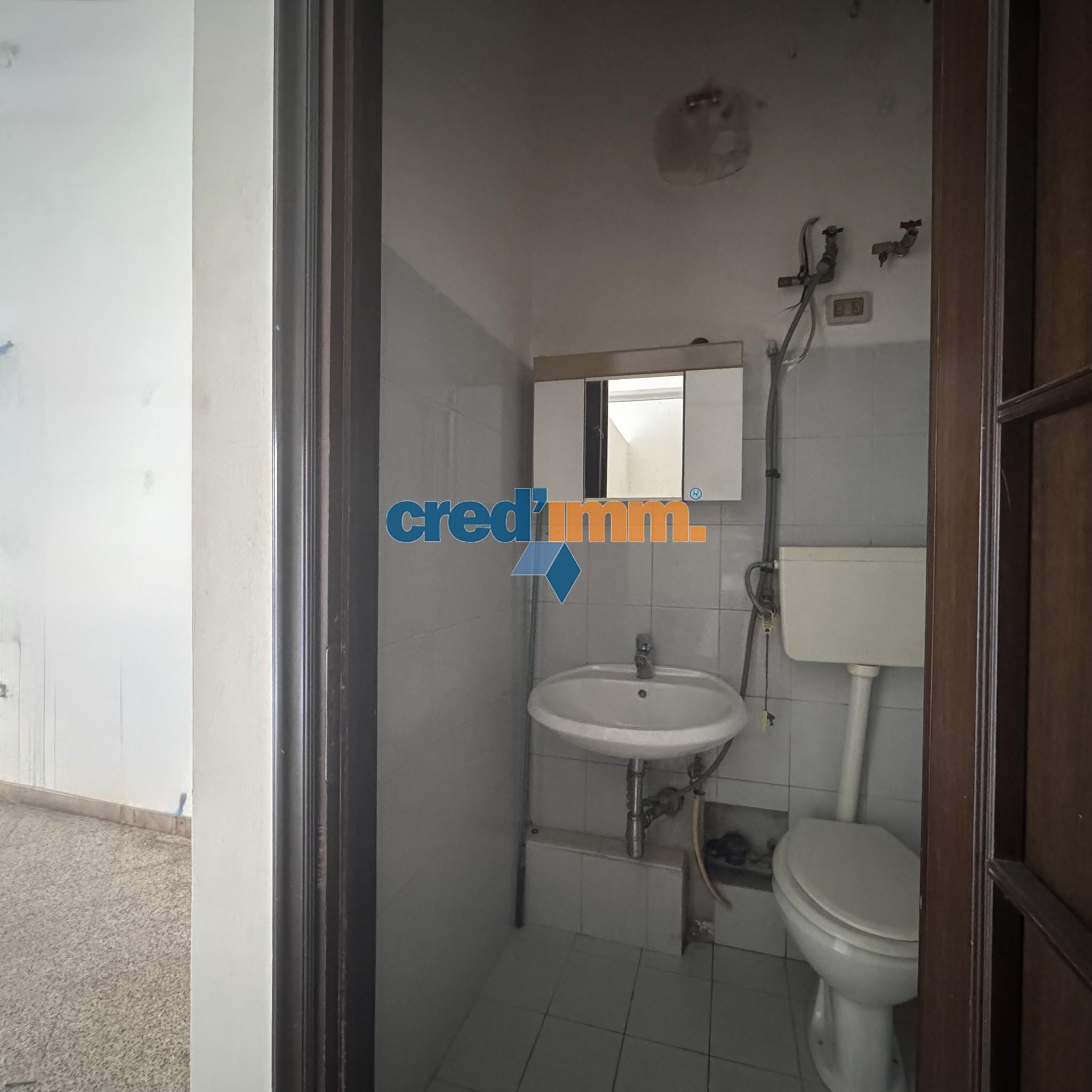 Locale commerciale in vendita_4031772104931.jpg