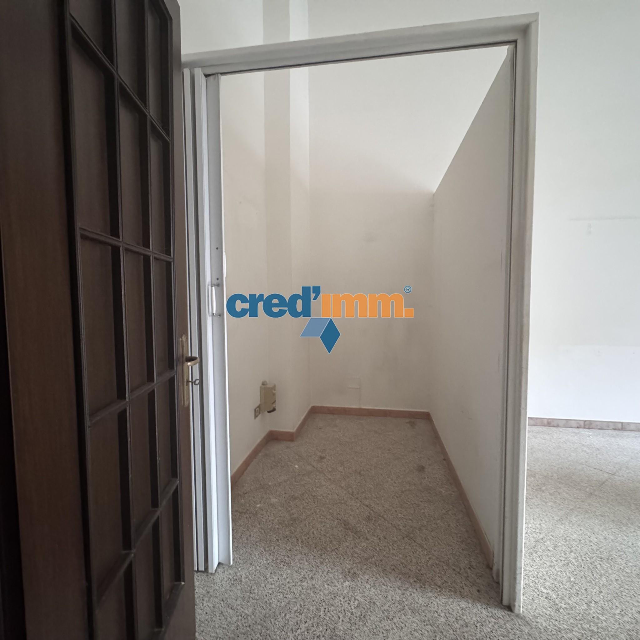 Locale commerciale in vendita_4031772108928.jpg