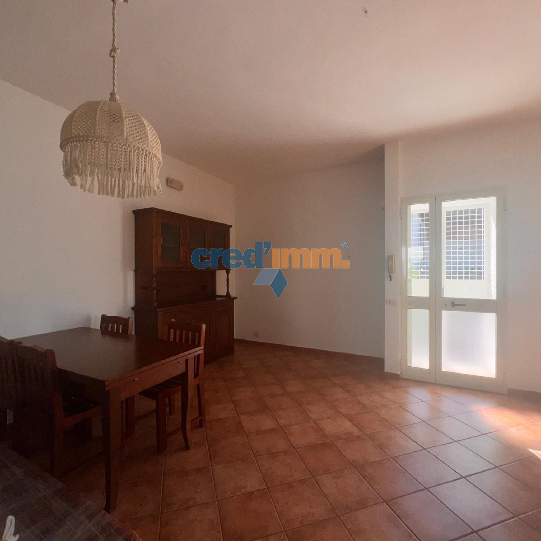 bisceglie villetta arredata con 2 posti auto_4061772451538.jpeg