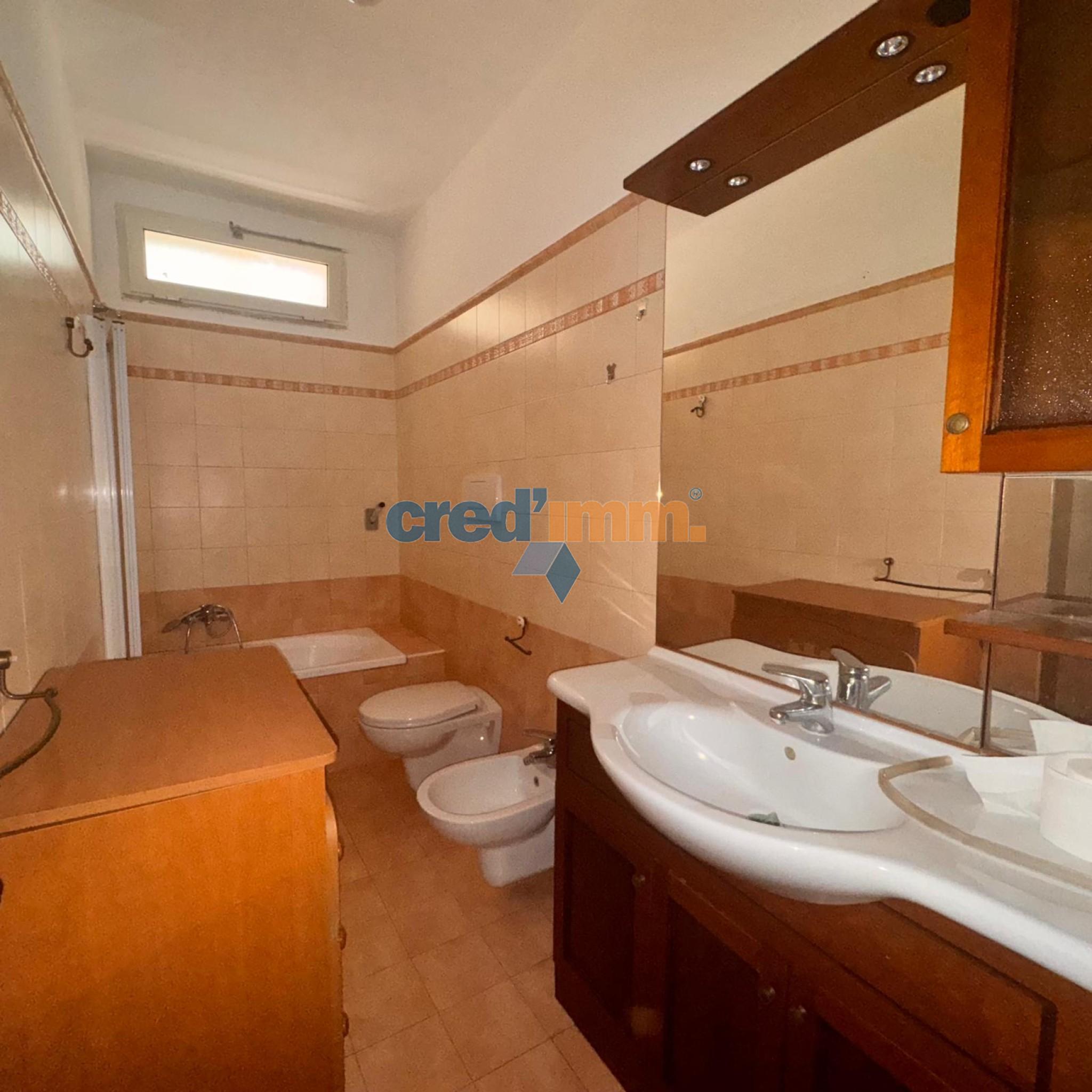 bisceglie villetta arredata con 2 posti auto_4061772453818.jpeg