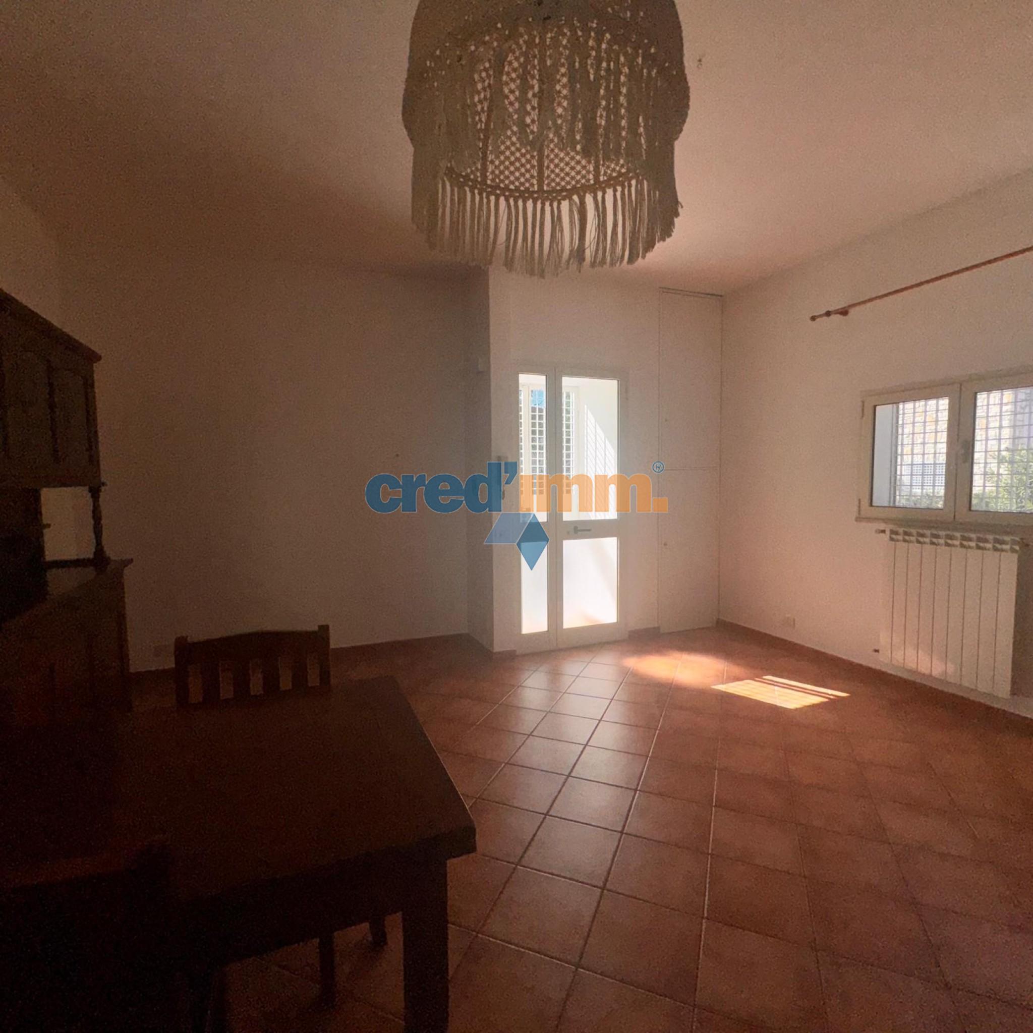 bisceglie villetta arredata con 2 posti auto_4061772455725.jpeg