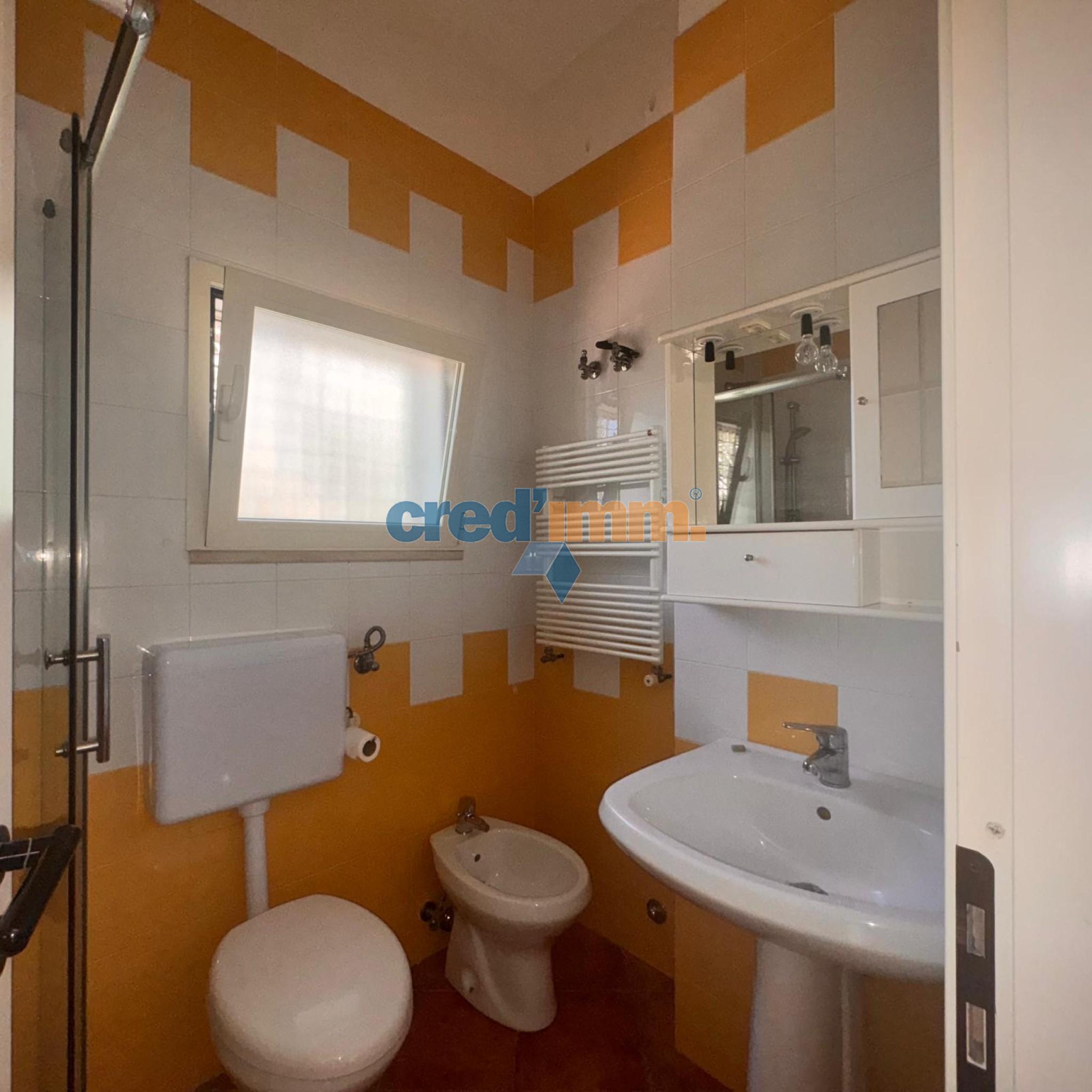 bisceglie villetta arredata con 2 posti auto_4061772457229.jpeg