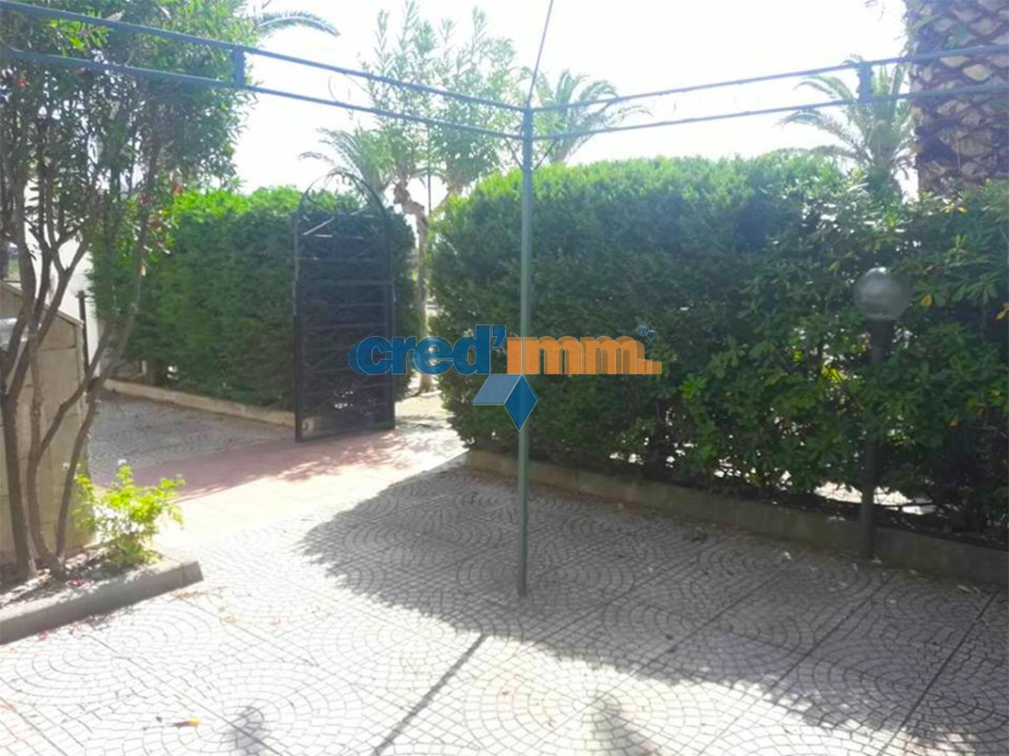 zapponeta foggia mare appartamento indipendente con giardino_4081774559354.jpg