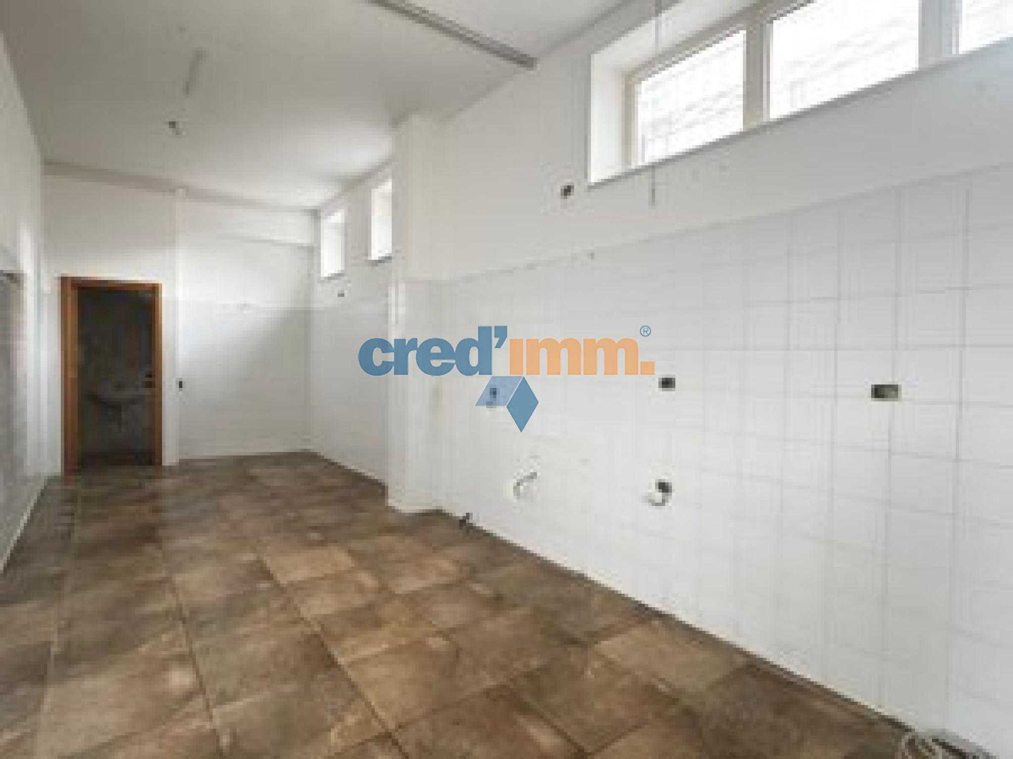 Locale commerciale in affitto in Carrara San Francesco_4121776878671.jpg