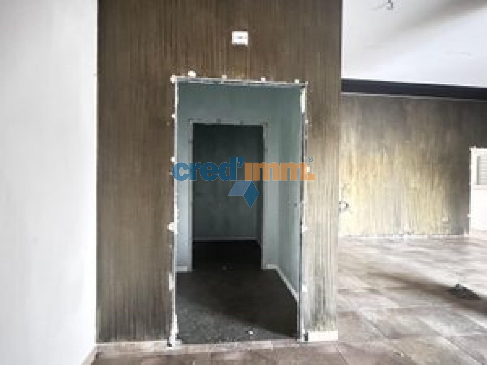 Locale commerciale in affitto in Carrara San Francesco_4121776879538.jpg