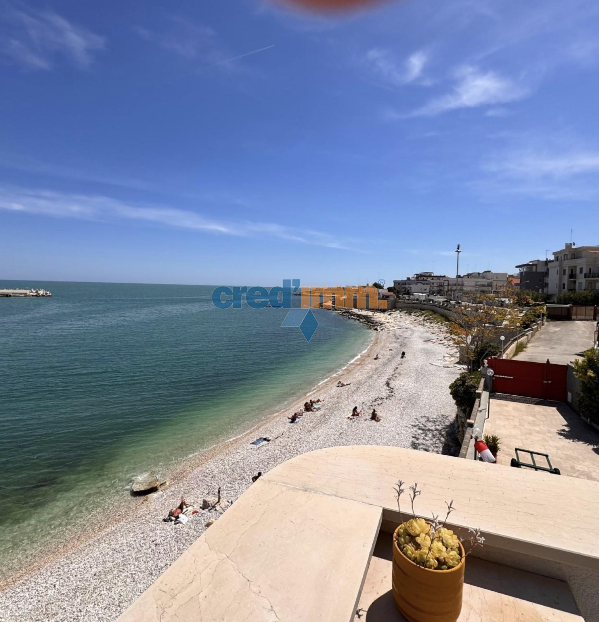 bisceglie proprietà esclusiva con vista mare in vendita_4421792688486.jpg